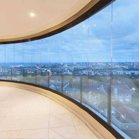 Bezrámové rámové balkónové systémy, výrobca Poľsko