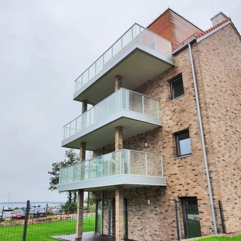 Bezrámové rámové balkónové systémy, výrobca Poľsko