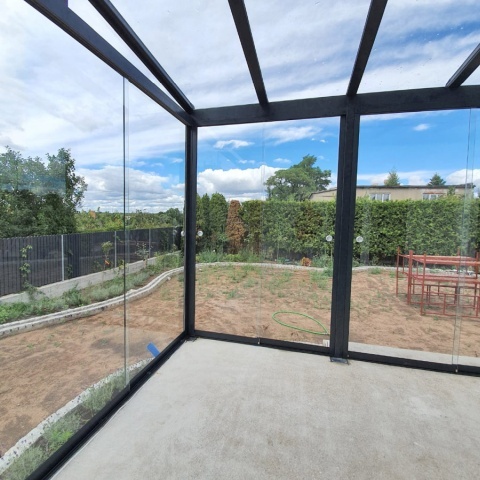 Bezrámové rámové balkónové systémy, výrobca Poľsko