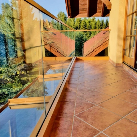 Bezrámové rámové balkónové systémy, výrobca Poľsko