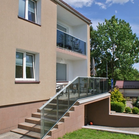 Bezrámové rámové balkónové systémy, výrobca Poľsko