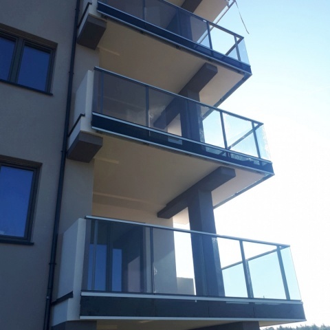 Bezrámové rámové balkónové systémy, výrobca Poľsko